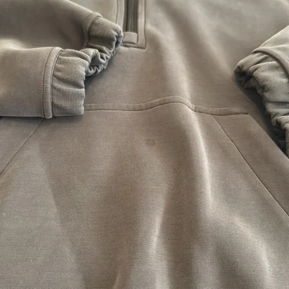 Lululemon Softstreme half zip - Picture 3 of 3